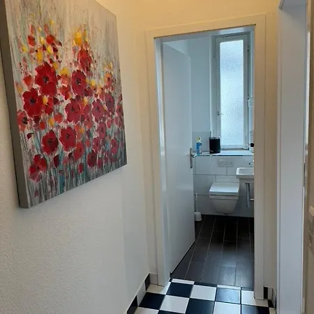 6 Einzelbetten - 4 - Eigener Parkplatz - Balkon Lägenhet Pforzheim